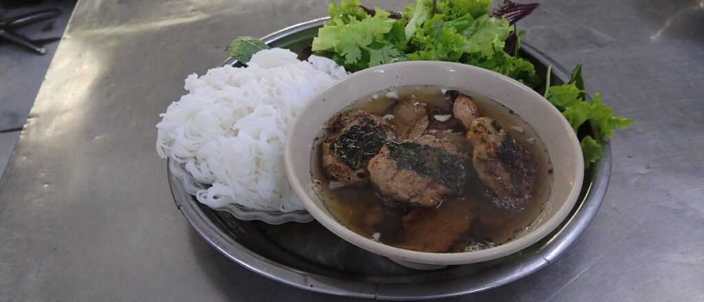 【ベトナムグルメ】ブンチャー♪ ハノイのつけ麺 有名店　ブンチャー