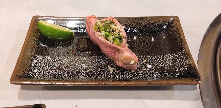 【ハノイ日本食】こんな店を待っていた ひとり焼肉に最適♪　厚切りネギ塩タン